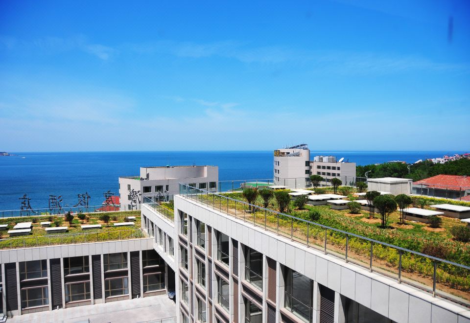威海金海湾度假酒店外景图
