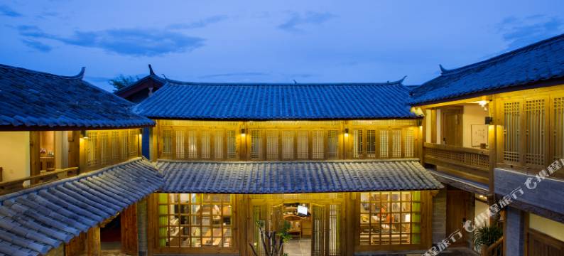 花自在•雪山逸享•空中花园360°高空度假别院(丽江古城四方街店)图片