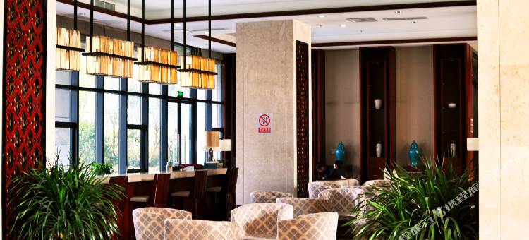 道真两江假日丽呈酒店图片