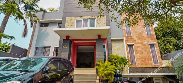 Zen Rooms Basic Near Cilandak Town Square图片