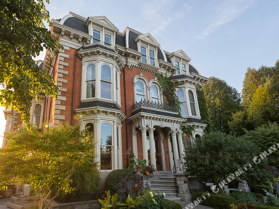 特拉华大道豪宅酒店