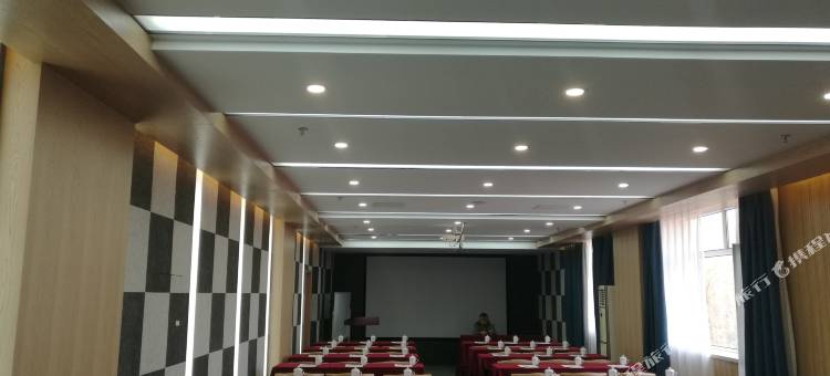 艺龙瑞云酒店(内蒙古大学北校区桃李湖店)图片