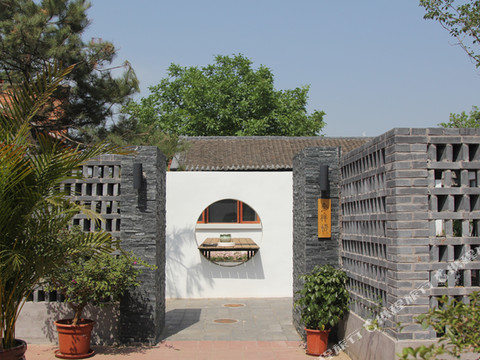 北京庭前院后民宿