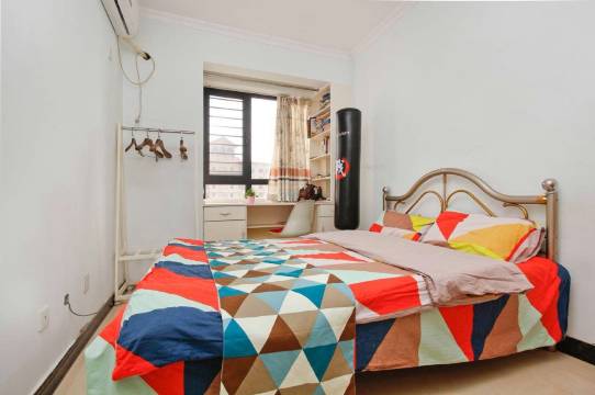 雨秋公寓(西安2号店)