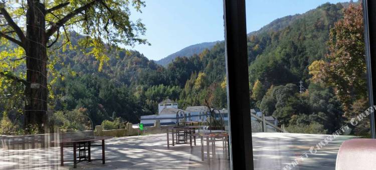 罗田什锦天堂假日酒店图片