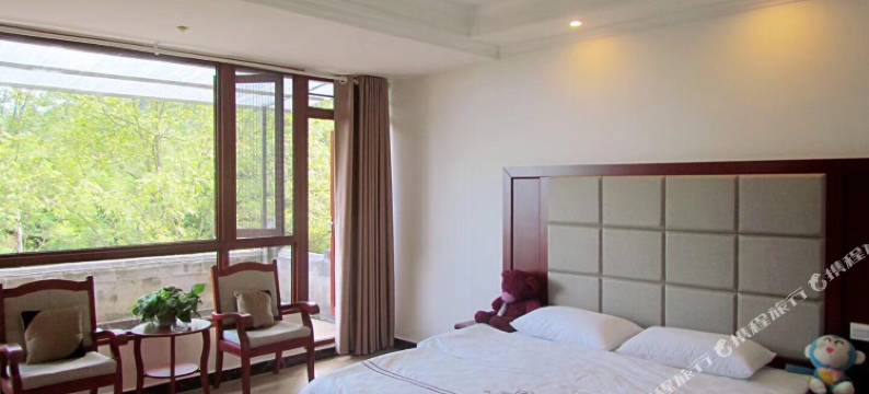 峨眉山水井湾山庄图片