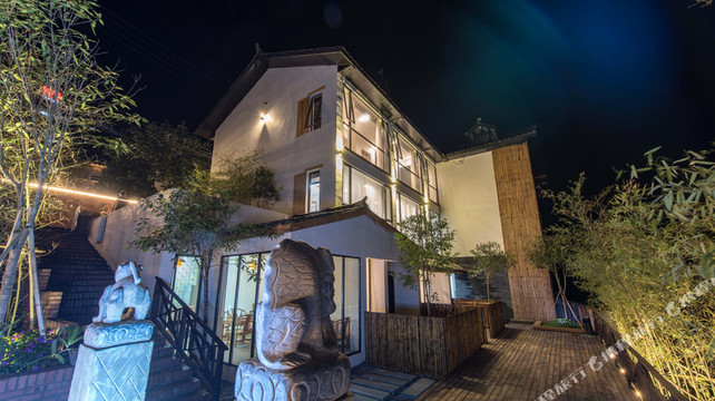 邛崃有美朔光精品酒店1-3晚 天台山门票2张【景区内半山精品民宿】