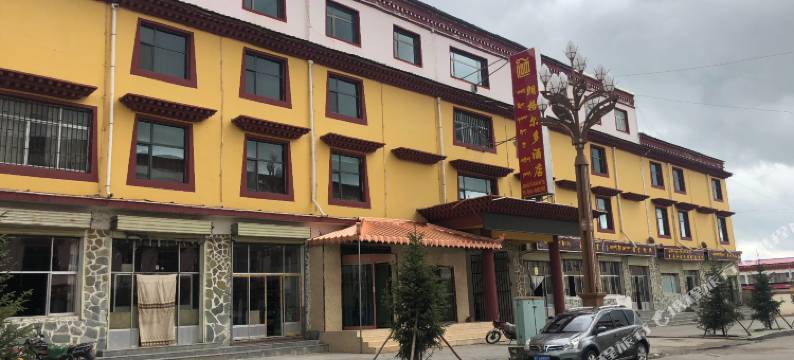 玛曲郎格尔多酒店图片