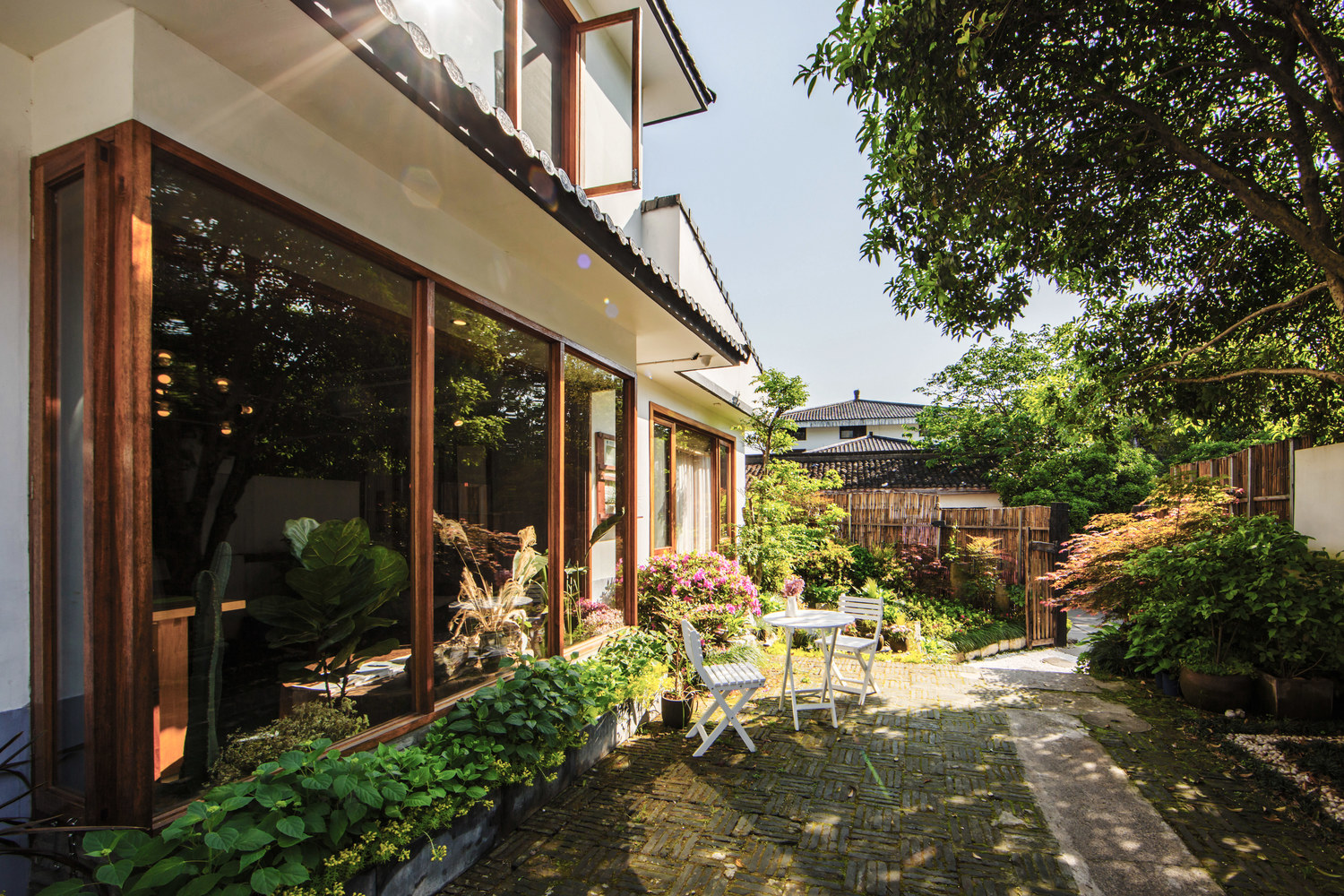 Yushu Inn Hangzhou Over view