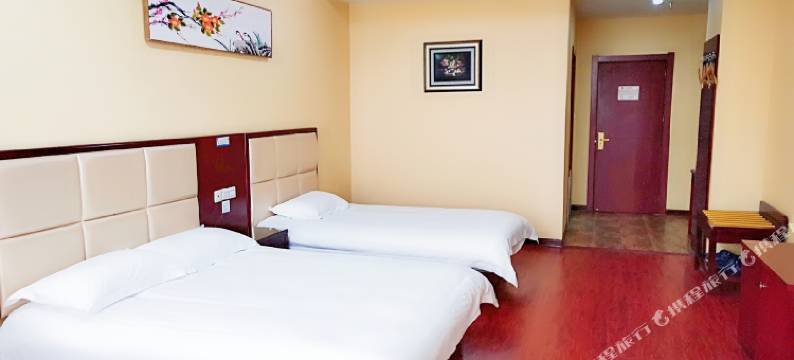 郑州豫鼎商务酒店(北龙湖湿地公园柳林地铁站店)图片