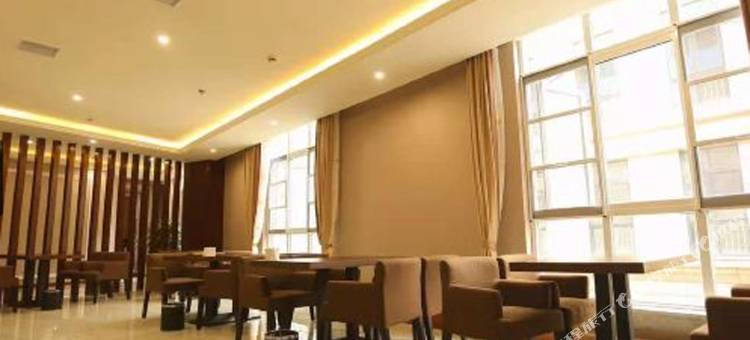 广悦大酒店(广安南站店)图片