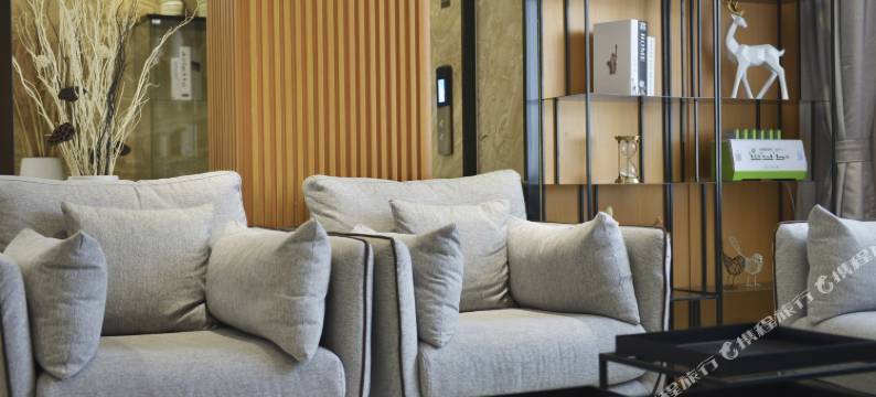 济南乔景JOYVIEW锦呈酒店(大明湖泉城广场店)图片