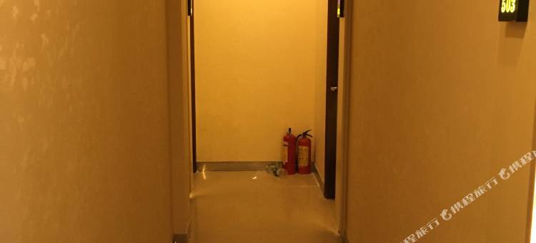 潭月酒店(琶洲会展龙潭地铁站店)图片