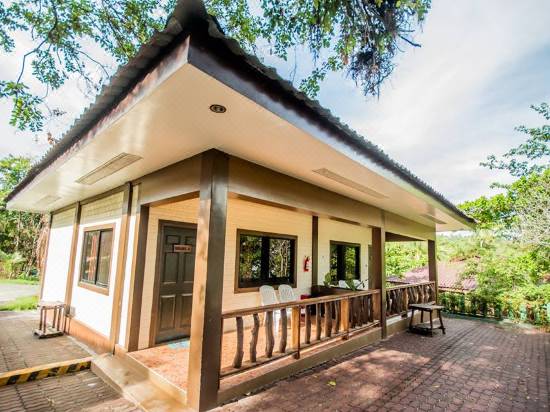Isla Jardin Del Mar Resort Gensan Hotel Reviews And Room Rates