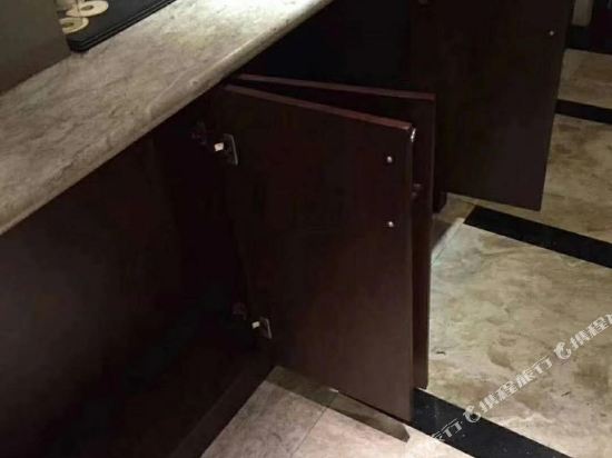 嘉兴养花的胖子公寓