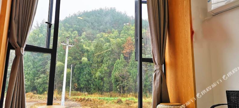 仙居小山村暖宿图片