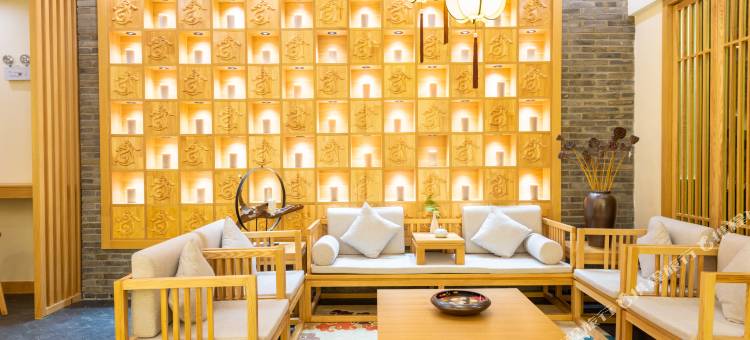 龚禧里·遇见酒店(南屏步行街金马碧鸡坊店)图片