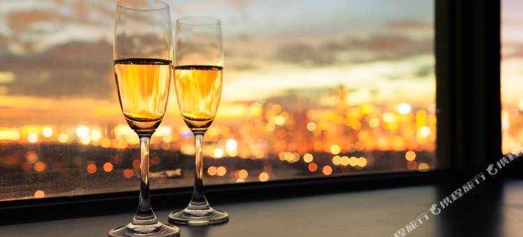 来住酒店(洪崖洞码头嘉陵江滨江路店)图片