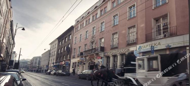 主干道旁爱贝拉套房公寓式酒店(Abella Suites & Apartments by Artery Hotels)图片