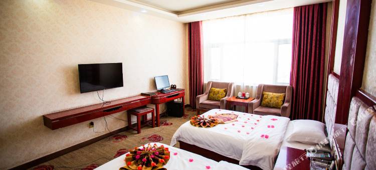 TOWO上品酒店(格尔木江源北路店)图片