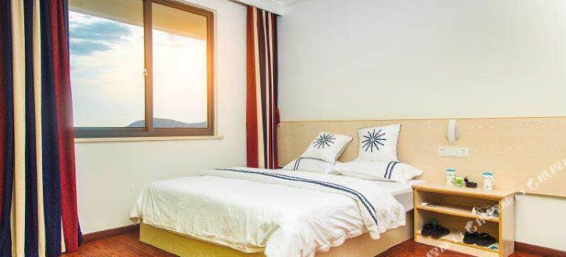 舟山东极水手驿站图片