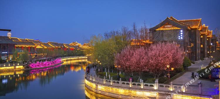 璞华天筑酒店(开封清明上河园店)图片