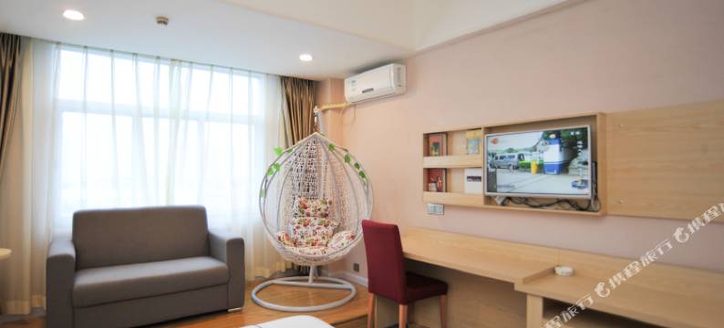 薇恋时尚连锁酒店(东莞常平大道店)图片