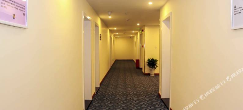 东旭酒店(湘潭市政府万达广场店)图片