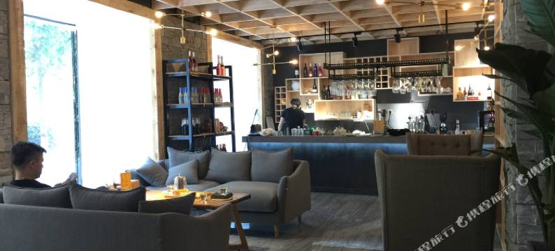 保定东岸艺术酒店图片