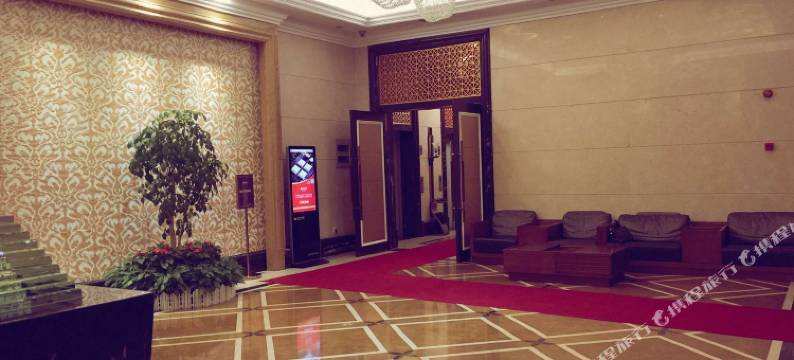 罗曼酒店(南京胜太路地铁站店)图片