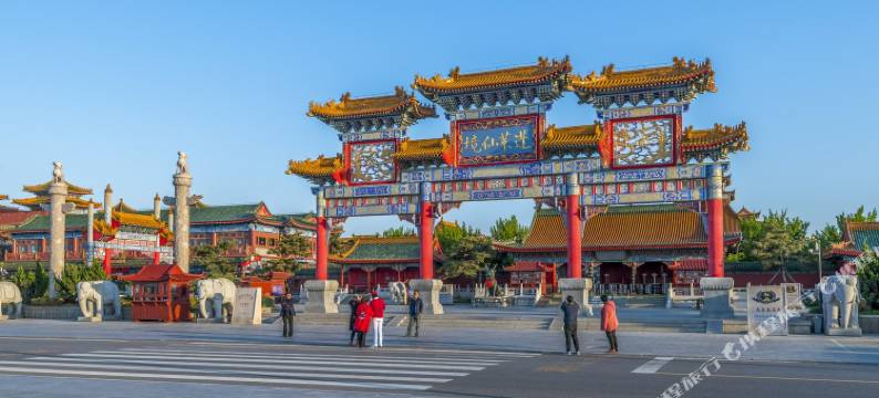 烟台豪华窗帘公寓图片