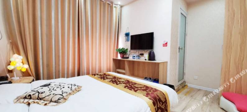 爱家主题宾馆(开封清明上河园河南大学金明校区店)图片