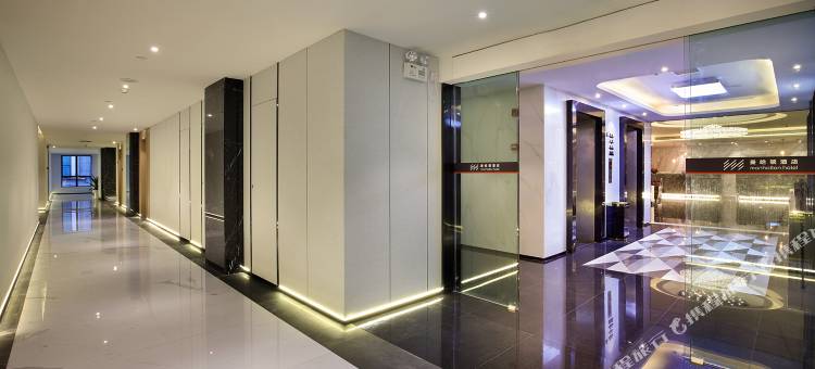 桂林象鼻山曼哈顿酒店(两江四湖景区店)图片