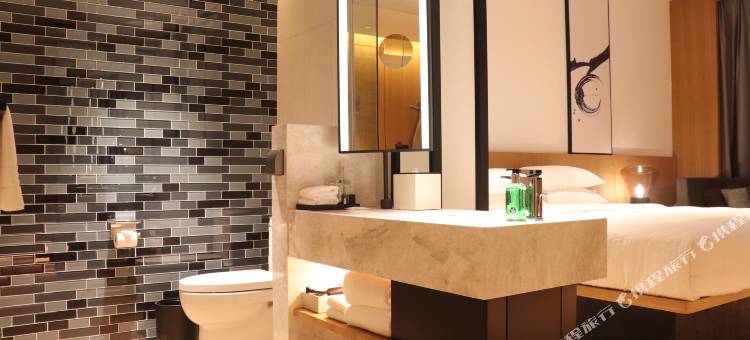 荆州万枫酒店(古城万达店)图片