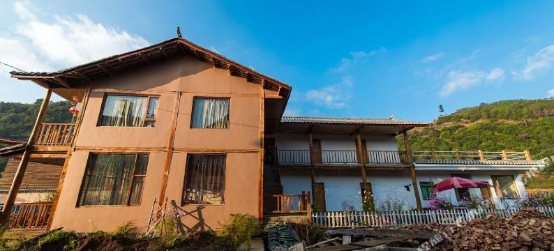 泸沽湖云湖山庄图片