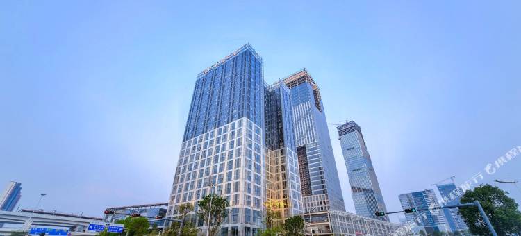 云顶行政公寓(深圳北站汇隆中心店)图片