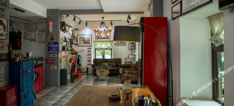 稻城悦途旅者驿站图片