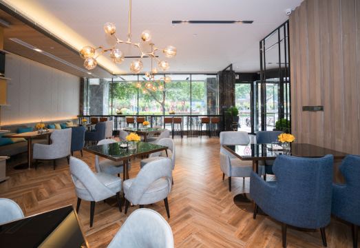 Echarm Hotel (Guilin Zhongshan Middle Road Liangjiang Sihu) Hotel Overview