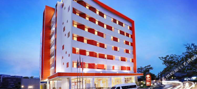 雅加达机场西达勒酒店(Starlet Hotel Jakarta Airport)图片