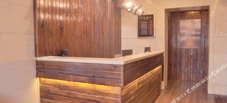 馨之居宾馆(新疆医科大学第二附属医院南湖北路地铁站店)图片