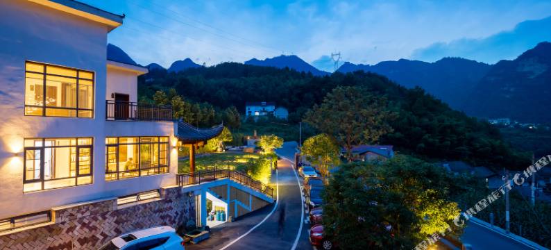 心悟山居(张家界武陵源景区店)图片