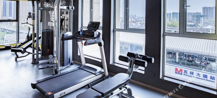 武汉东西湖五环体育中心美仑酒店图片