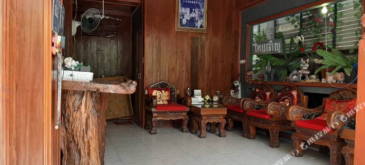 凡里苏特酒店(Vanlisut Hotel Ngamwongwan)图片