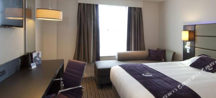 绍森德机场普瑞米尔酒店(Premier Inn Southend Airport)图片