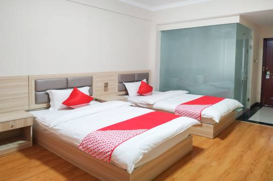 OYO汉中怡心居客栈