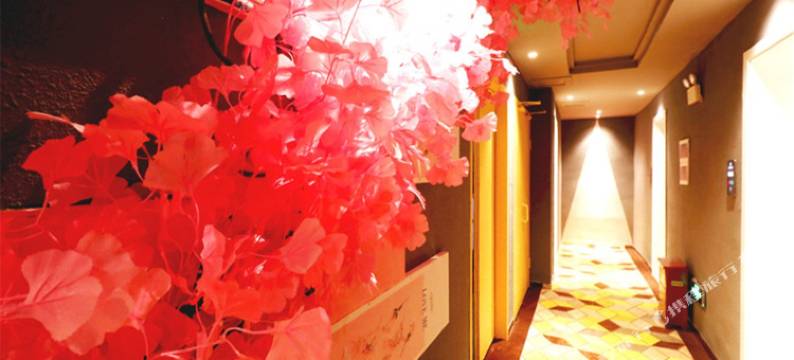 遇花享主题酒店(株洲红旗广场店)图片