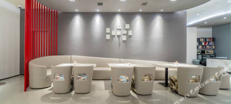 汉庭优佳酒店(上海七莘路地铁站店)图片