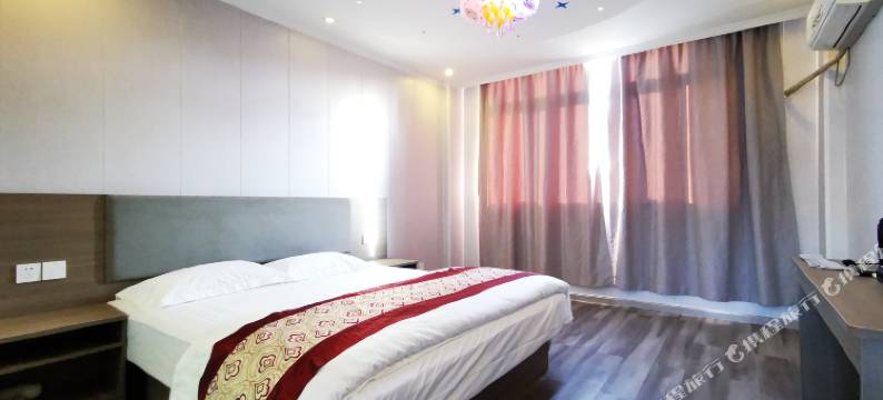 阿里郎宾馆(五爱广场地铁站店)图片