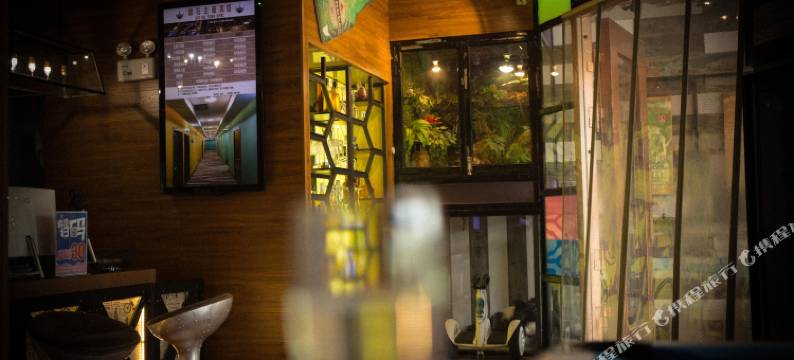 镇江滚石酒店图片