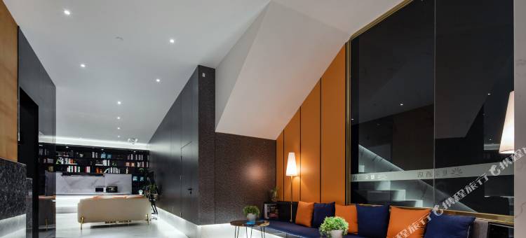 夏朵酒店(青秀万达南湖公园店)图片